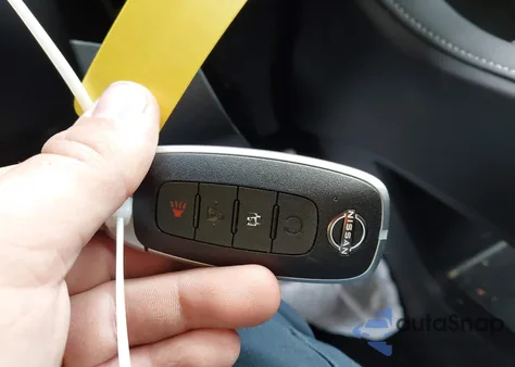 2023 Nissan Pathfinder Sv 4Wd z USA, uszkodzony, nr VIN 5N1DR3BC3PC212444